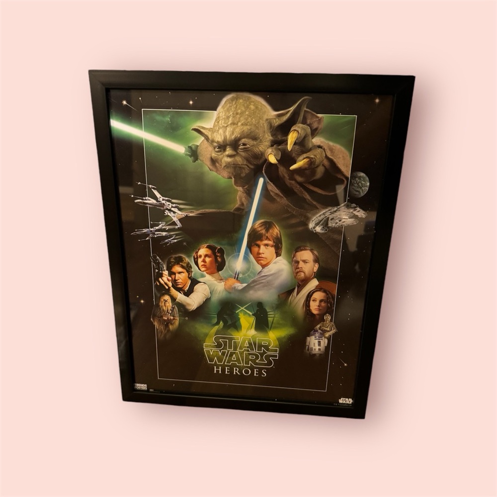 Star Wars heroes poster with frame